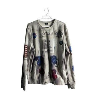 Aloha From Deer Unisex Gray NASA Graphic Crewneck Sweatshirt